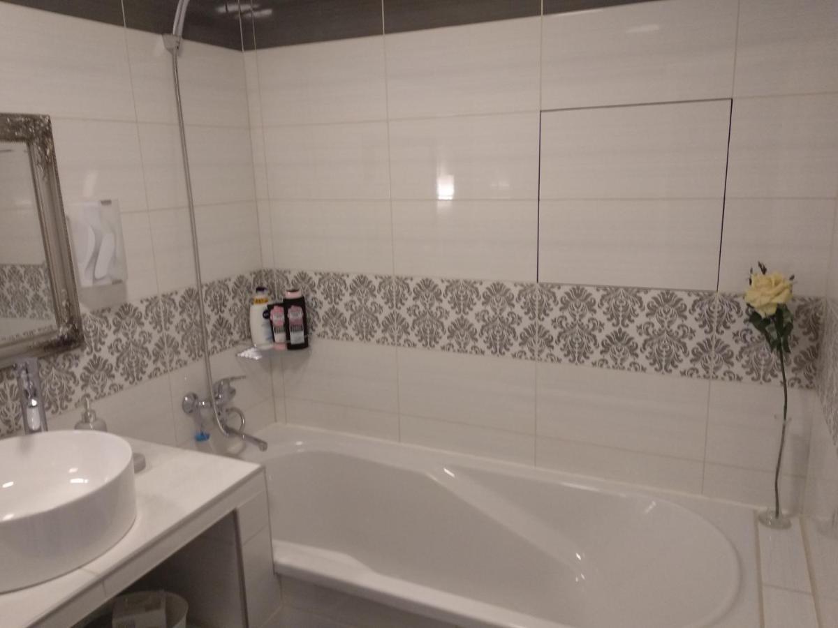 מוגילב Appartment New In Center מראה חיצוני תמונה